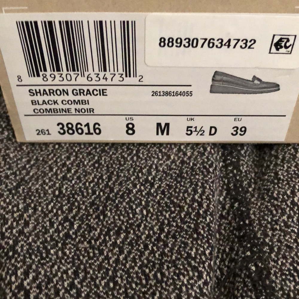 Collection by Clark shoes.Never been worn
